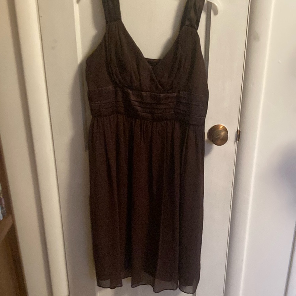 Elegant Brown Sleeveless Dress